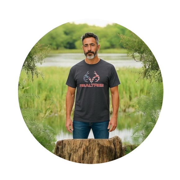 Realtree Graphic Tee - Picture 9 of 9